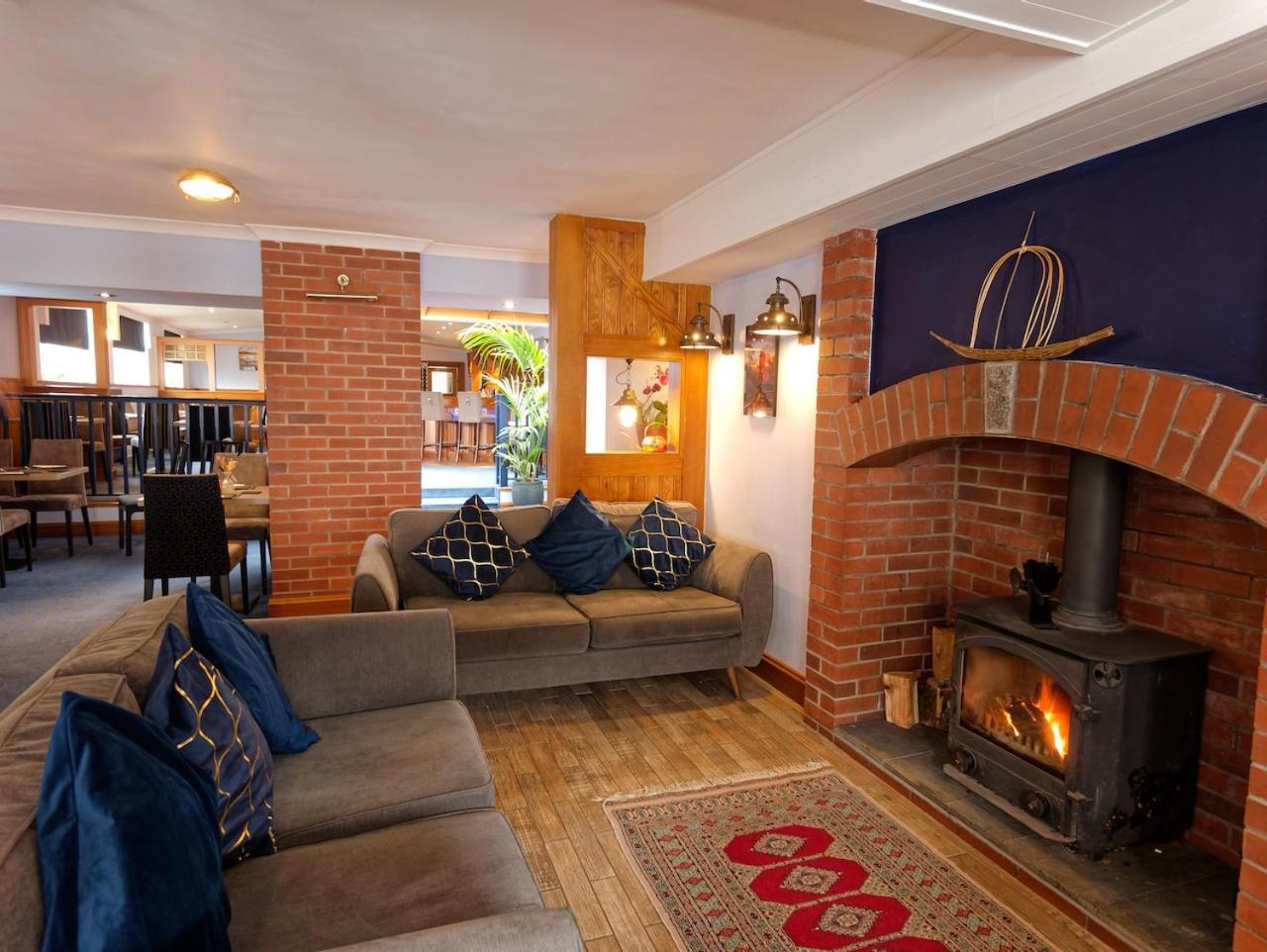 The Ship Inn - Winner Best Hotel Experience 2024 Visit Scotland غايتهاوس اوف فليت المظهر الخارجي الصورة