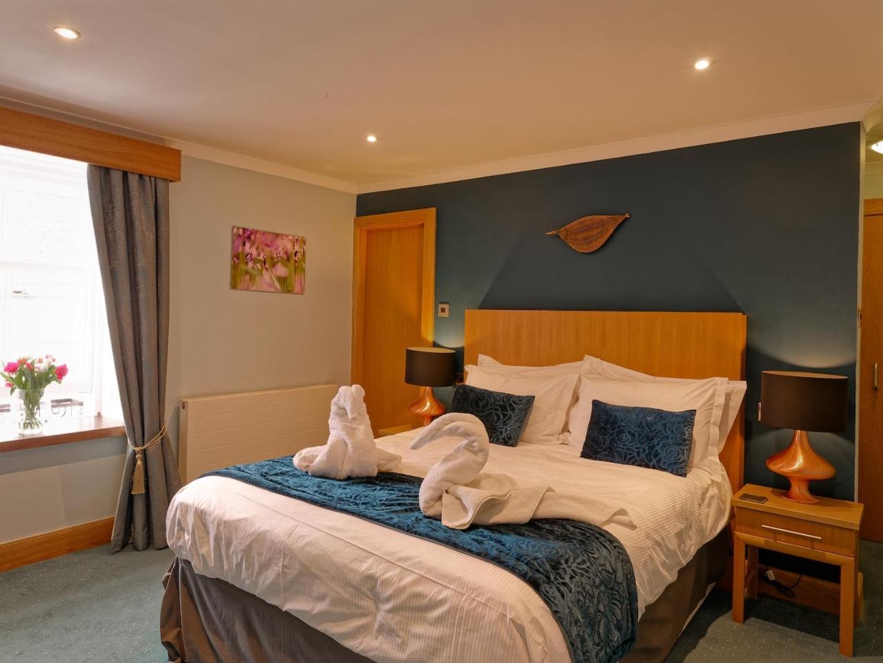 The Ship Inn - Winner Best Hotel Experience 2024 Visit Scotland غايتهاوس اوف فليت المظهر الخارجي الصورة